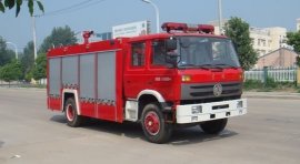 东风153泡沫消防车（6.7吨）