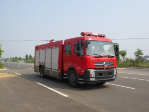 东风天锦6吨水罐消防车（国五）