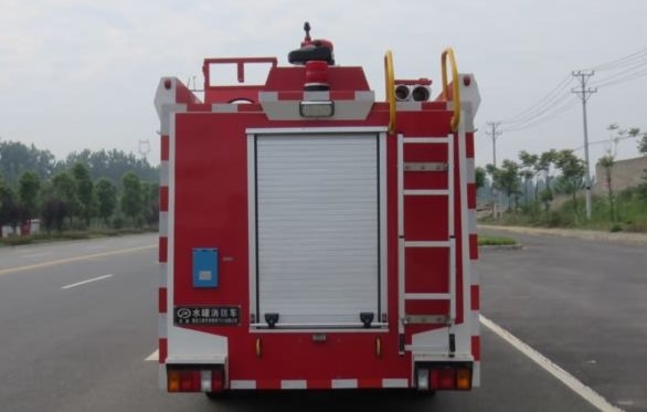 庆铃2.5吨水罐消防车（国五）