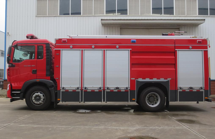 8.7吨水罐消防车（国六）